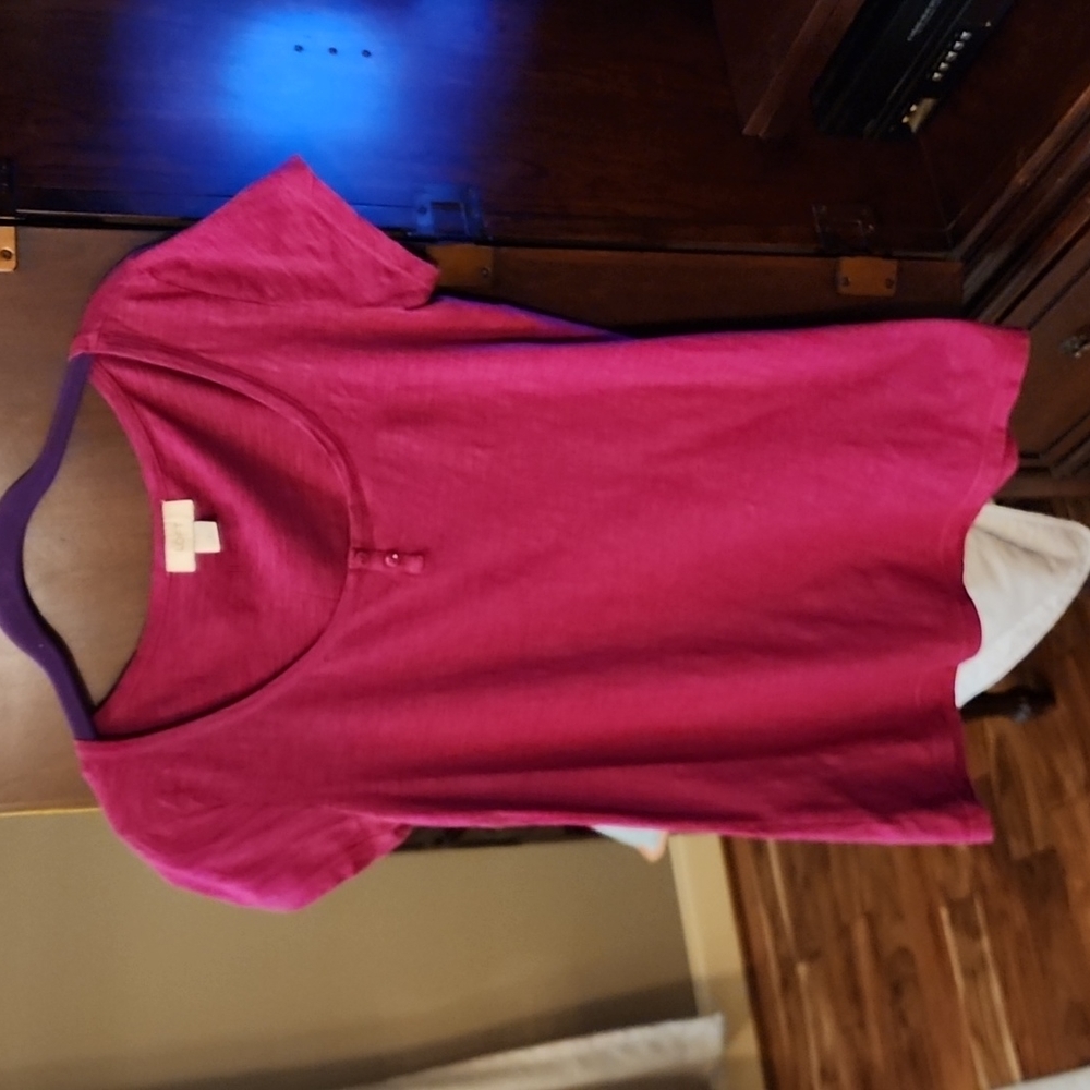 Loft T-shirt